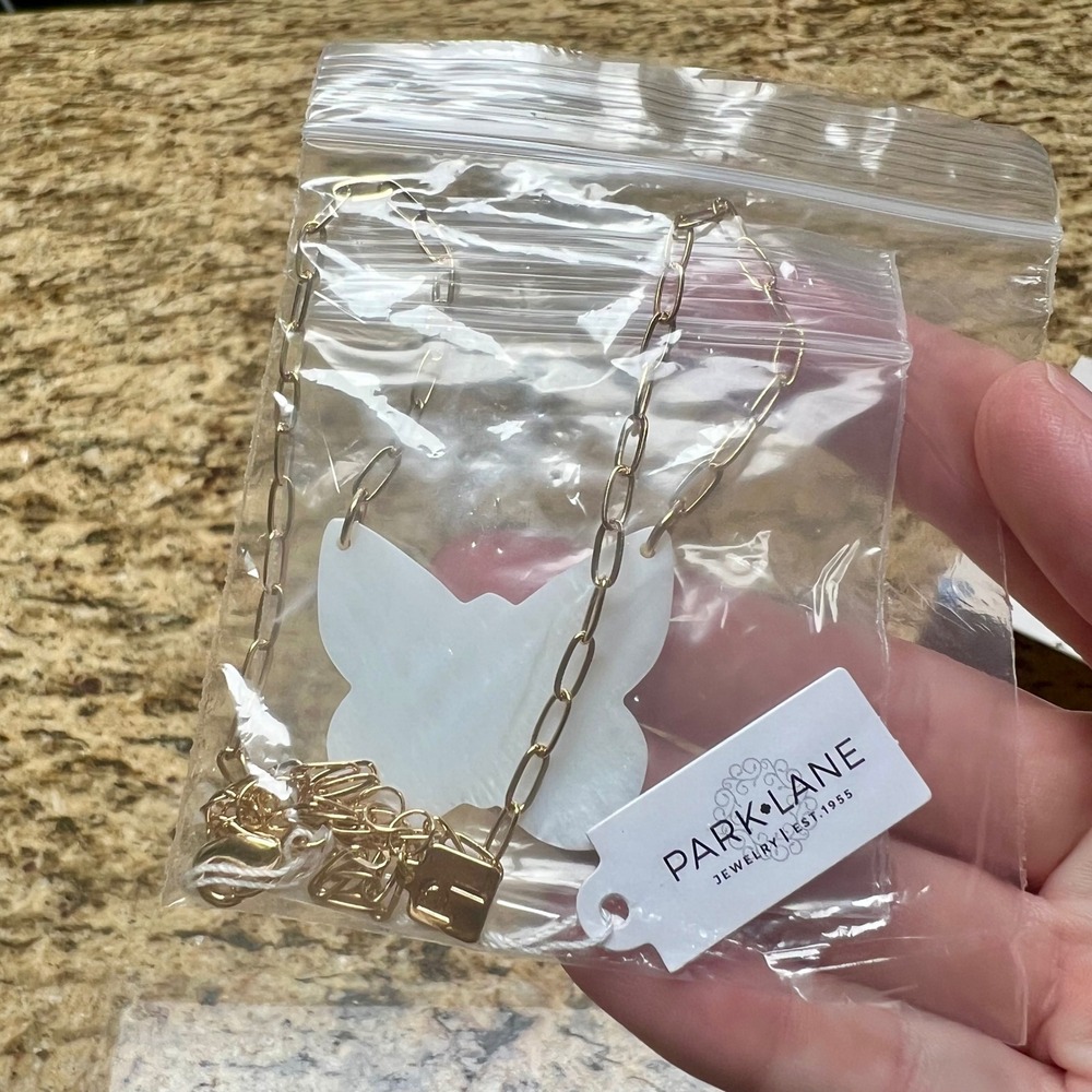 Park Lane Mother of Pearl Shell Butterfly Paperclip Chain Necklace Gold Tone NWT